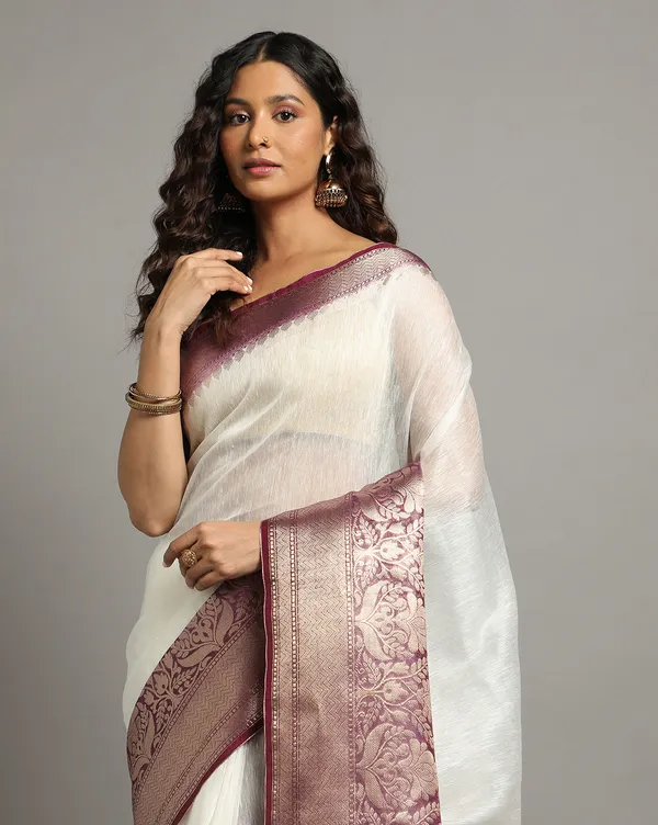 Lustrous_Banarasi_Silk_Linen_White_Handloom_Saree