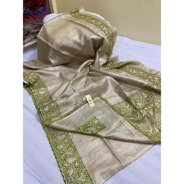 Silkmark_Certified_Vibrant_Pure_Tussar_Cutwork_Biege_Saree