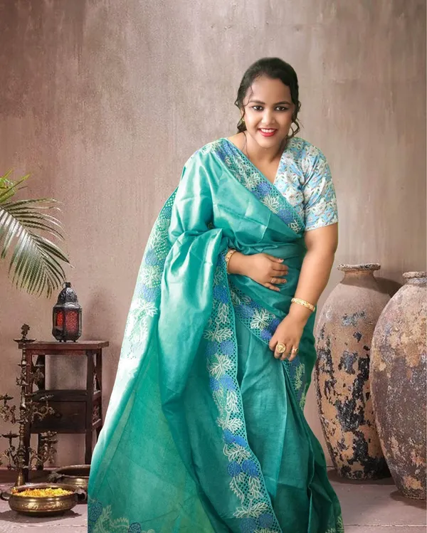 Silkmark_Certified_Bright_Pure_Tussar_Cutwork_Green_Saree