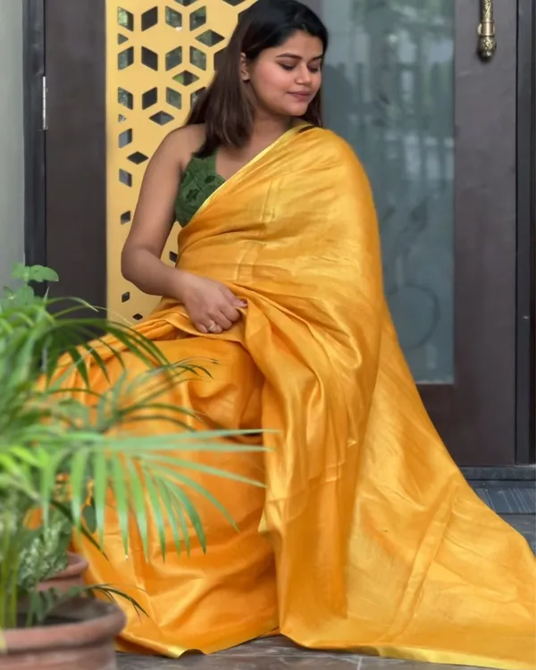 Gleaming_Pure_Tissue_Linen_Yellow_Handdyed_Saree