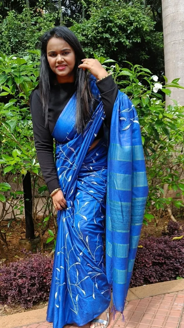 Silkmark_Vibrant_Eri_Tussar_Silk_Embroidered_Blue_Saree