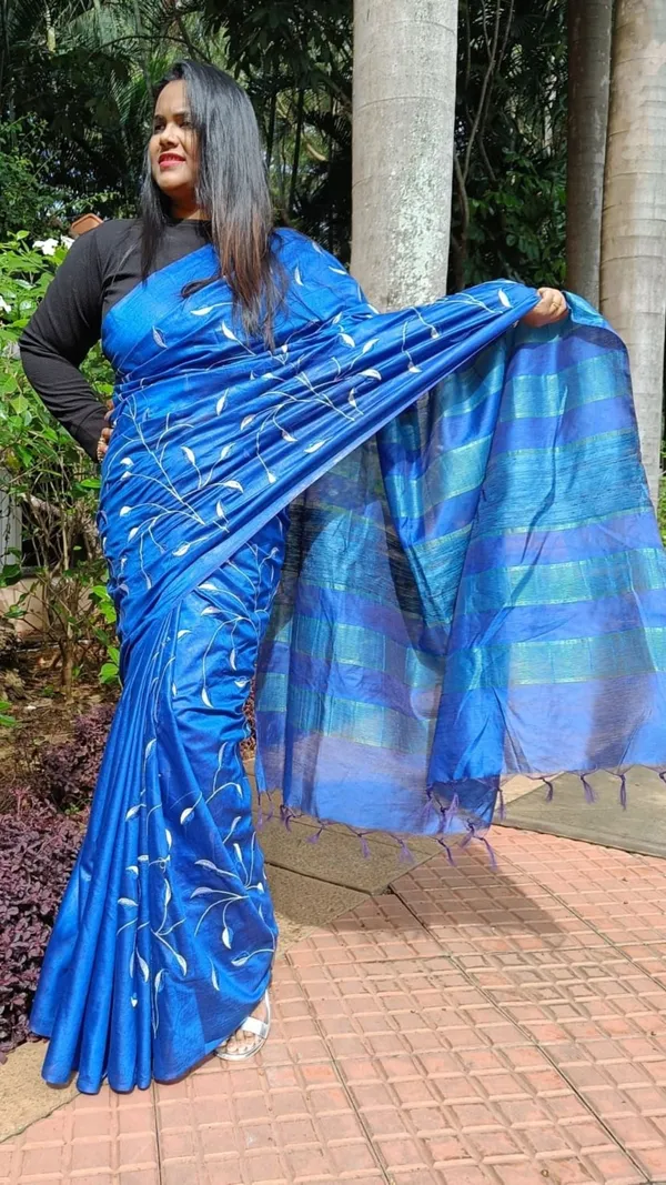 Silkmark_Vibrant_Eri_Tussar_Silk_Embroidered_Blue_Saree