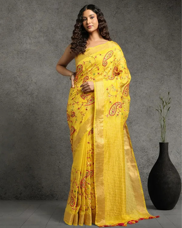 Captivating_Silk_Linen_Embroidered_Mustard_Saree