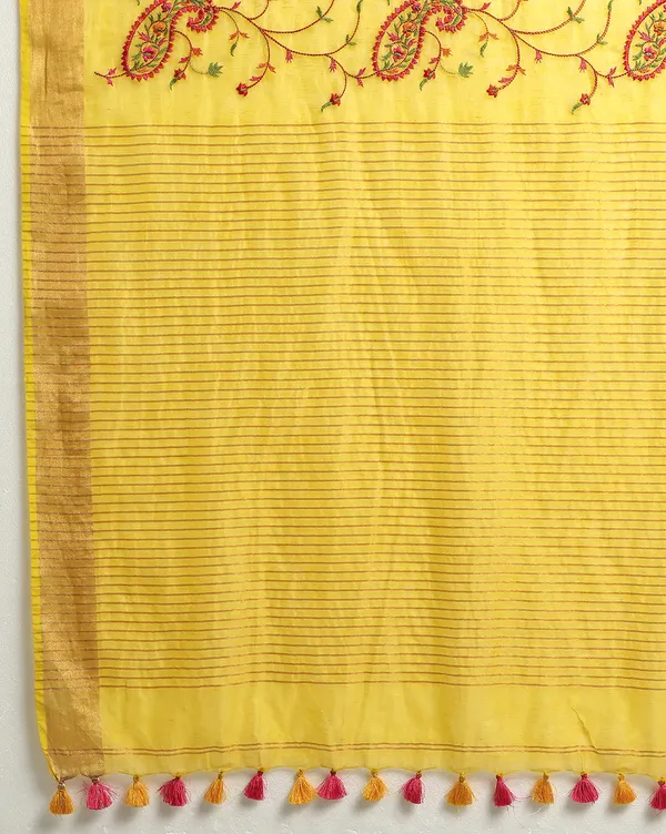 Captivating_Silk_Linen_Embroidered_Mustard_Saree