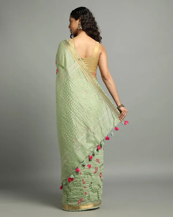Mysterious_Silk_Linen_Embroidered_Green_Saree