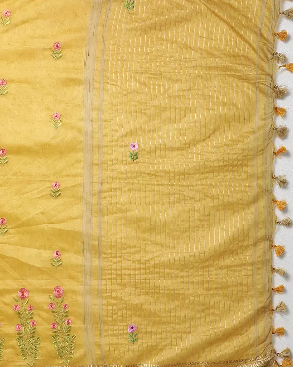 Timeless_Silk_Linen_Embroidered_Mustard_Saree