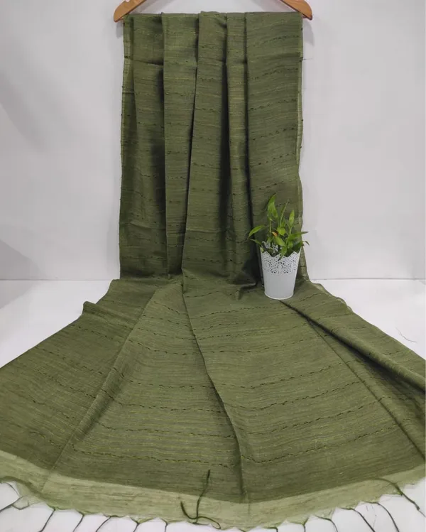 Surreal_Bansbara_Tussar_Silk_Handloom_Green_Saree