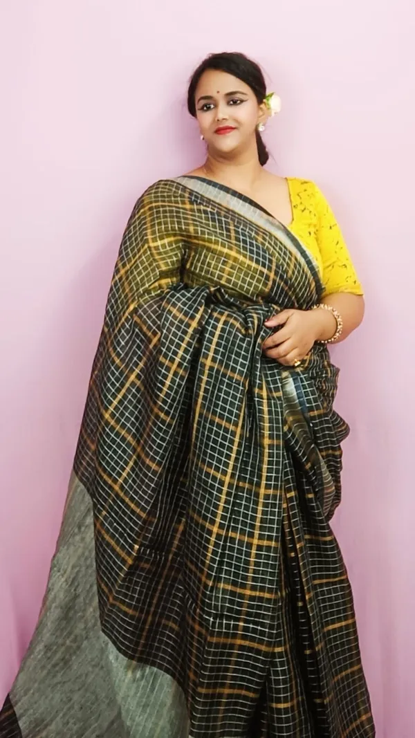 Pure_Linen_Check_Design_Handloom_Black_Saree