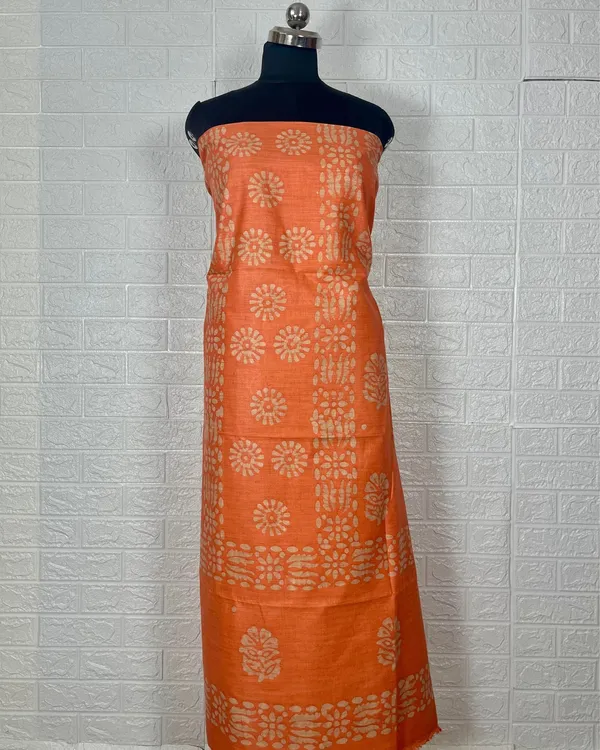 Sunny_Khadi_Cotton_Wax_Batik_Hand_Dyed_Orange_Suit