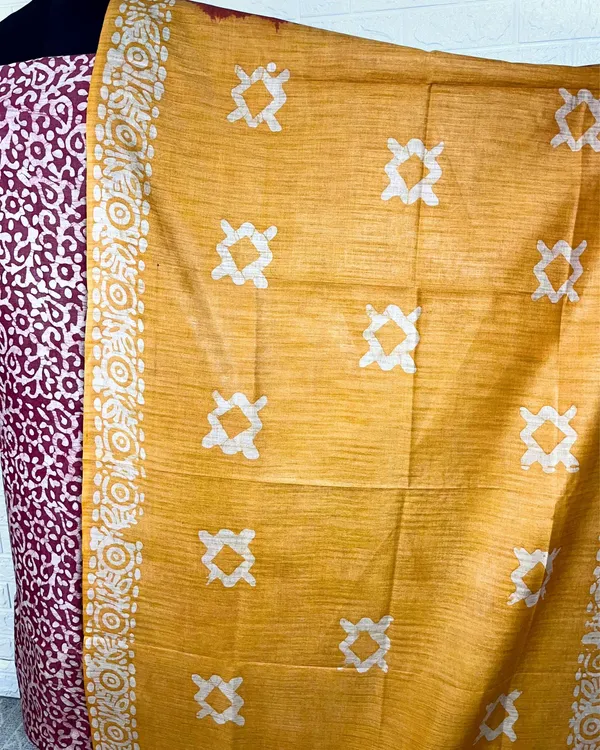 Fiery_Khadi_Cotton_Wax_Batik_Hand_Dyed_Red_Suit