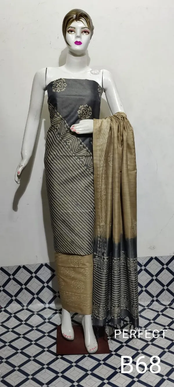 Dazzling_Khadi_Cotton_Wax_Batik_Hand_Dyed_Gray_Suit