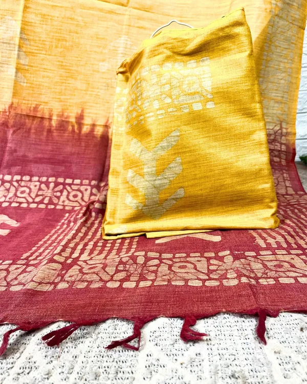 Dazzling_Khadi_Cotton_Wax_Batik_Hand_Dyed_Red_Suit