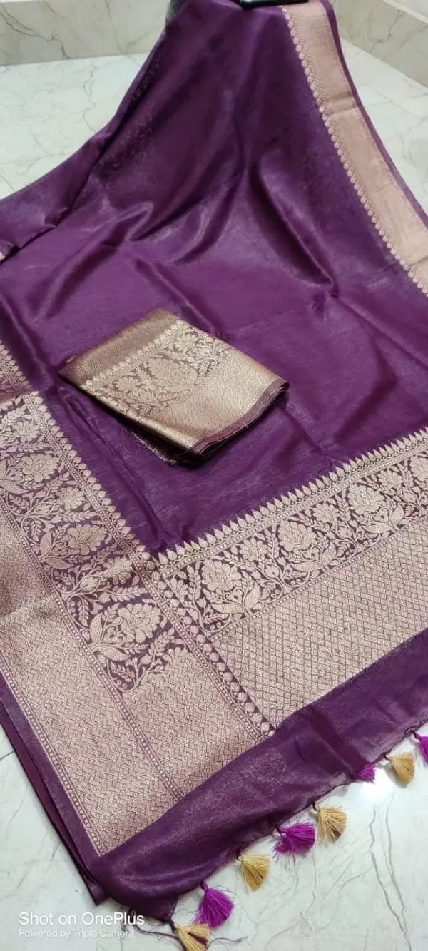 Expressive_Banarasi_Silk_Linen_Handloom_Purple_Saree