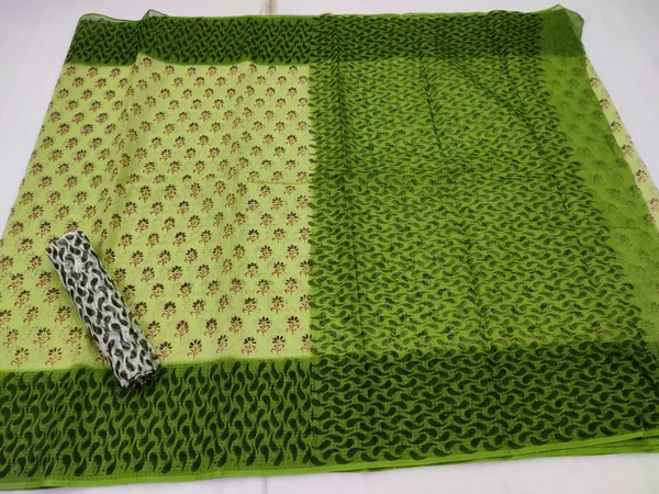 Playful_Kota_Doria_Blockprinted_Green_Saree