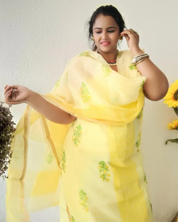 Textured_Kota_Doria_Yellow_Suit_Handblock_Print