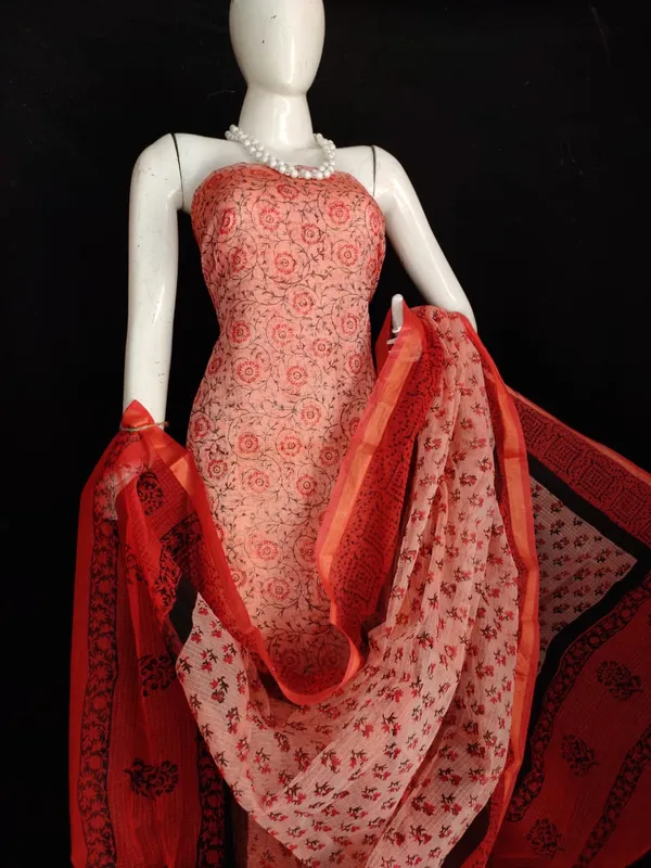 Serene_Kota_Doria_Red_Blockprinted_Suit_(Top+Dupatta+Bottom)