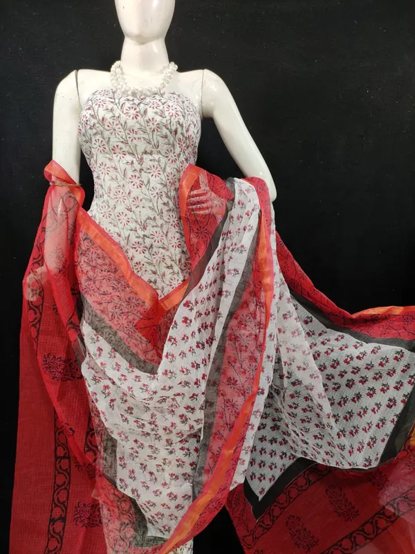 Quaint_Kota_Doria_Red_Blockprinted_Suit_(Top+Dupatta+Bottom)