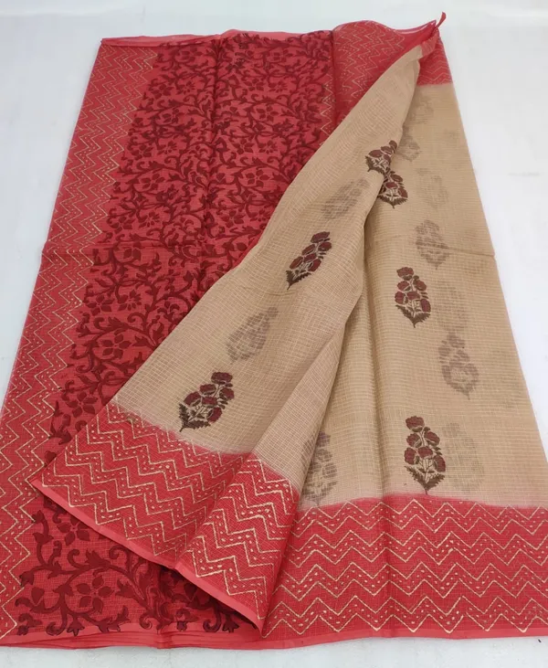 Ethnic_Kota_Doria_Blockprinted_Biege_&_Red_Saree
