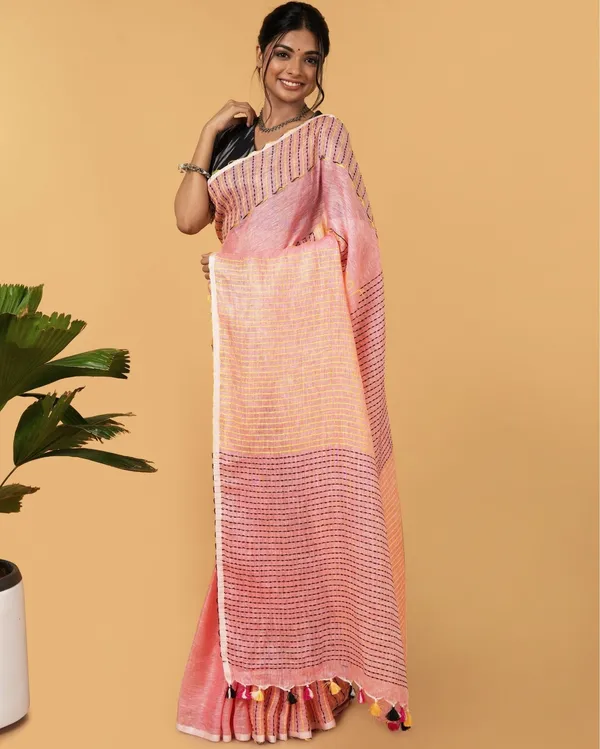 Whispering_Pure_Linen_Kantha_Work_Peach_Saree