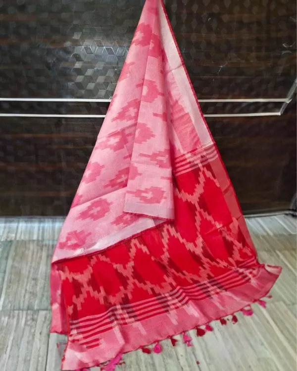 Vivid_Ikkat_Slub_Linen_Handloom_Red_Saree
