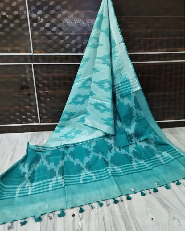 Inviting_Ikkat_Slub_Linen_Handloom_Green_Saree