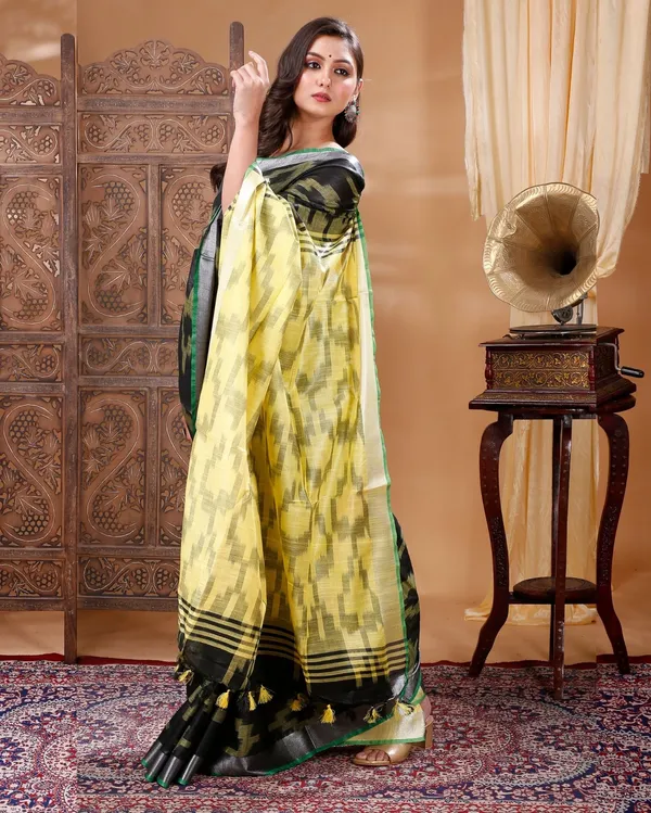 Contemporary_Ikkat_Slub_Linen_Handloom_Black_Saree