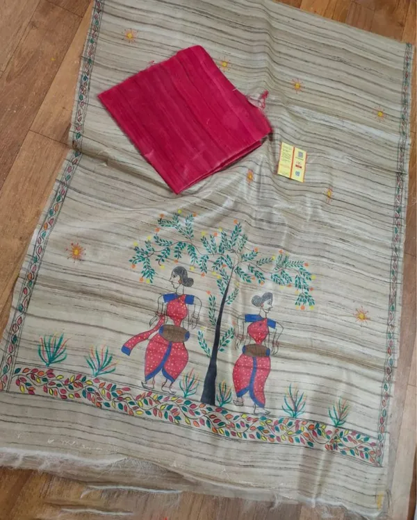 Silkmark_Tussar_Beige_Madhubani_Radiating_Dupatta_&_Red_Top