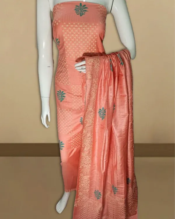 Katan_Silk_Audicious_Blockprint_Peach_Suit