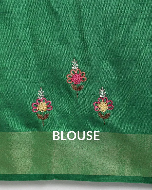 Beautiful_Pure_Linen_Floral_Embroidered_Biege_Saree