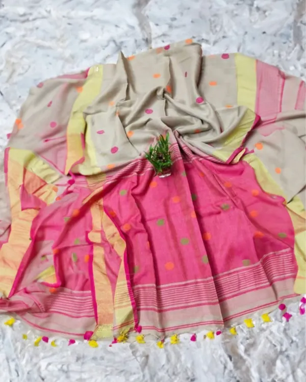 Pure_Linen_Jacquard_Handloom_Biege_Color_Saree