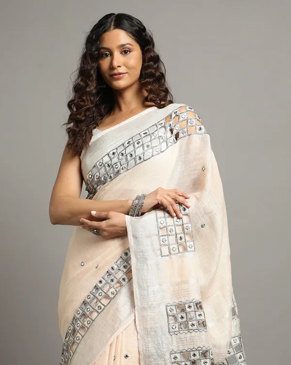 Surreal_Pure_Linen_Hand_Cutwork_Design_Off_White_Saree