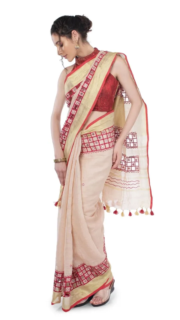 Misty_Pure_Linen_Hand_Cutwork_Design_Red_Saree
