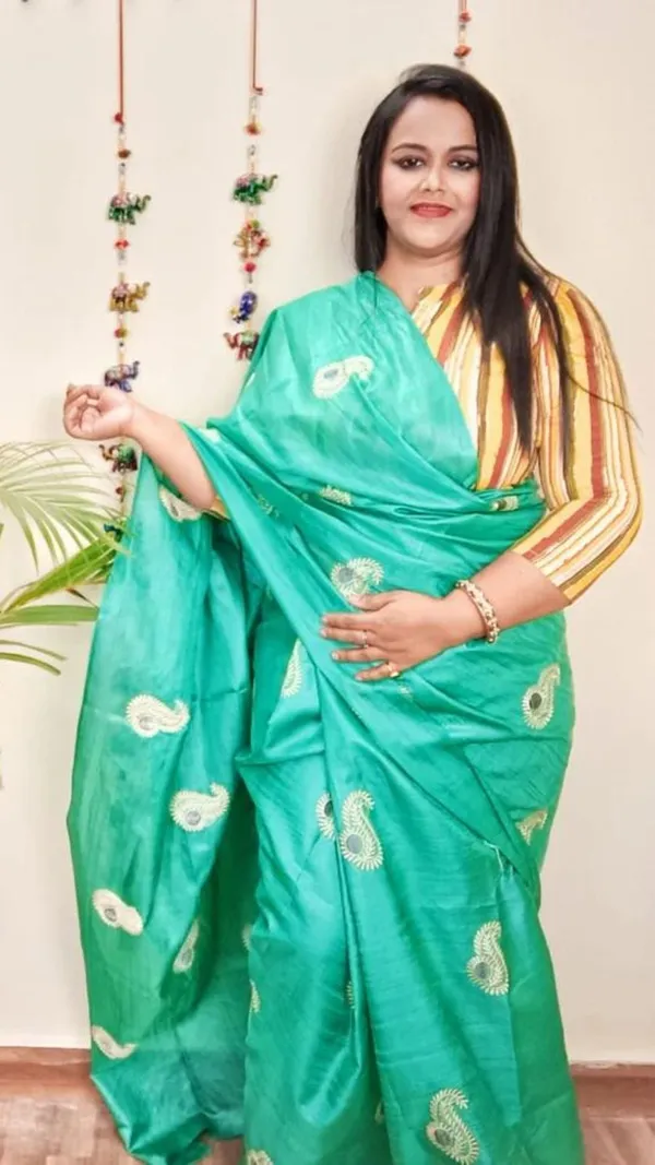 Silkmark_Pure_Tussar_Beaming_Embroidered_Saree_Green