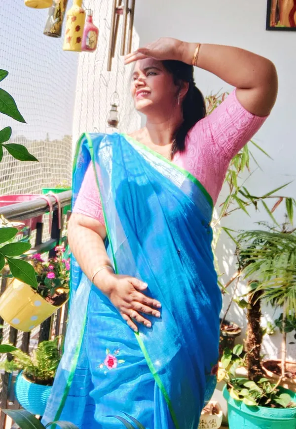 Bright_Pure_Linen_Floral_Embroidered_Saree_Sky_Blue