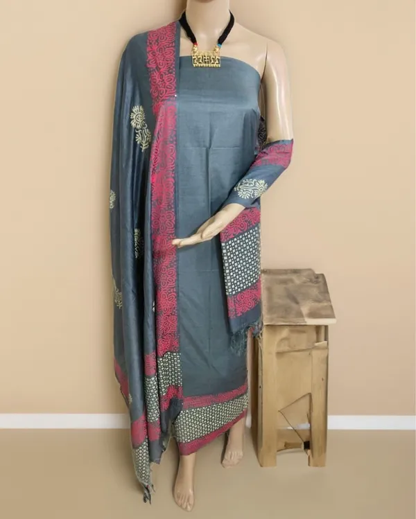 Katan_Silk_Graceful_Blockprint_Gray_Suit
