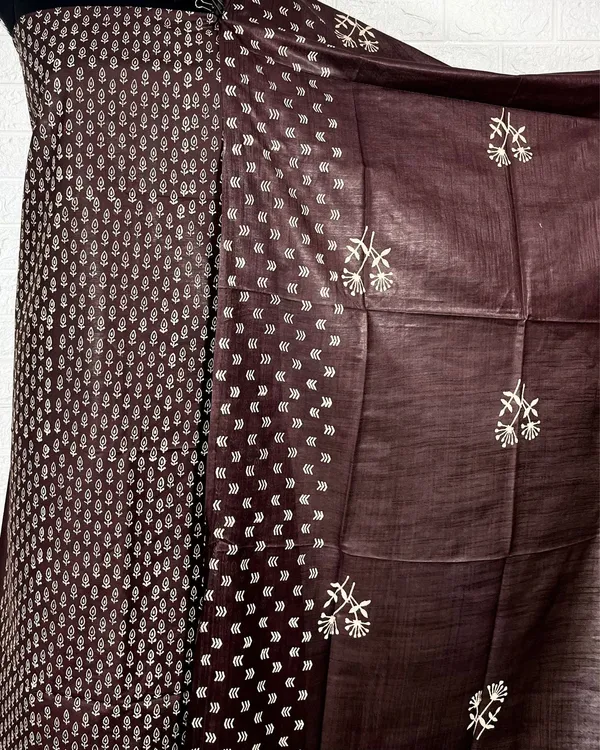 Katan_Silk_Lustrous_Blockprint_Brown_Suit
