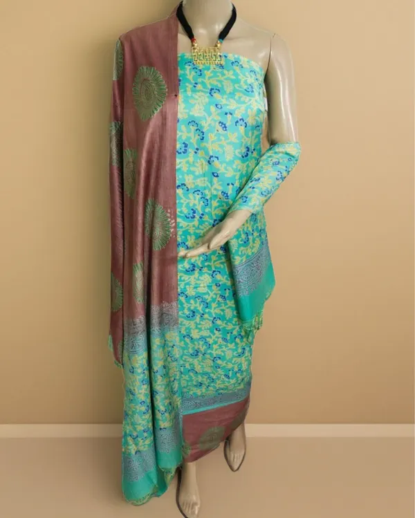 Katan_Silk_Melodic_Blockprint_Green_Suit