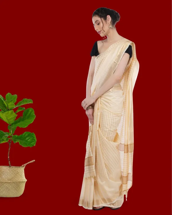 Handcrafted_Kota_Silk_White_Plain_Saree