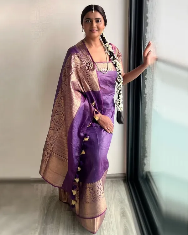 Dynamic_Banarasi_Silk_Linen_Purple_Handloom_Saree