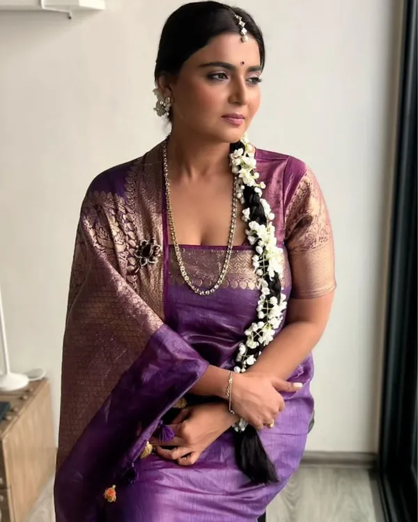 Dynamic_Banarasi_Silk_Linen_Purple_Handloom_Saree