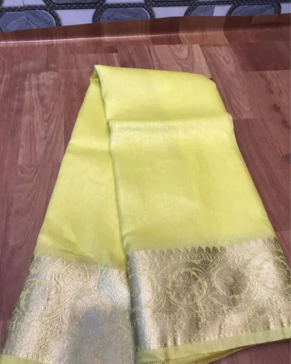 Stimulating_Banarasi_Silk_Linen_Yellow_Handloom_Saree