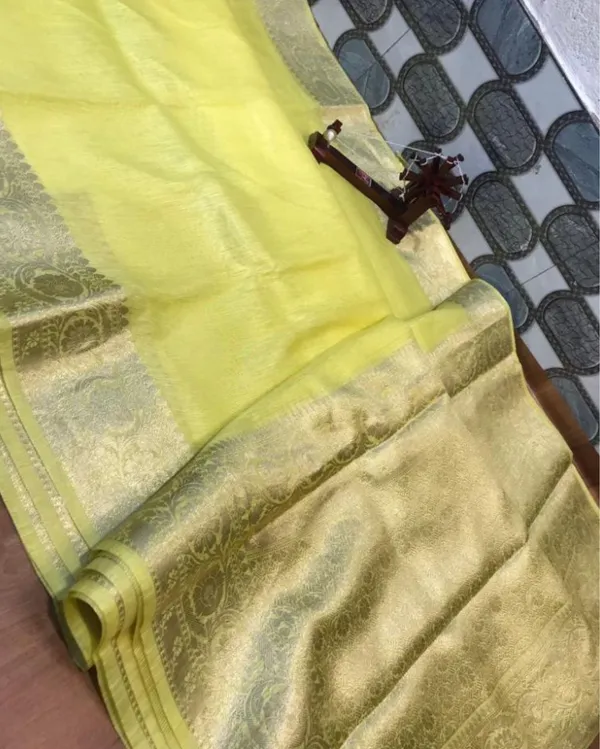 Stimulating_Banarasi_Silk_Linen_Yellow_Handloom_Saree