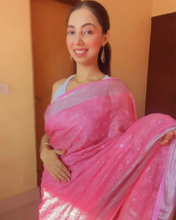Ethereal_Pure_Linen_Embroidered_Handloom_Pink_Saree