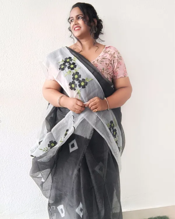 Vibrant_Bandhej_Kota_Doria_Embroidery_Black_Saree_Handdyed
