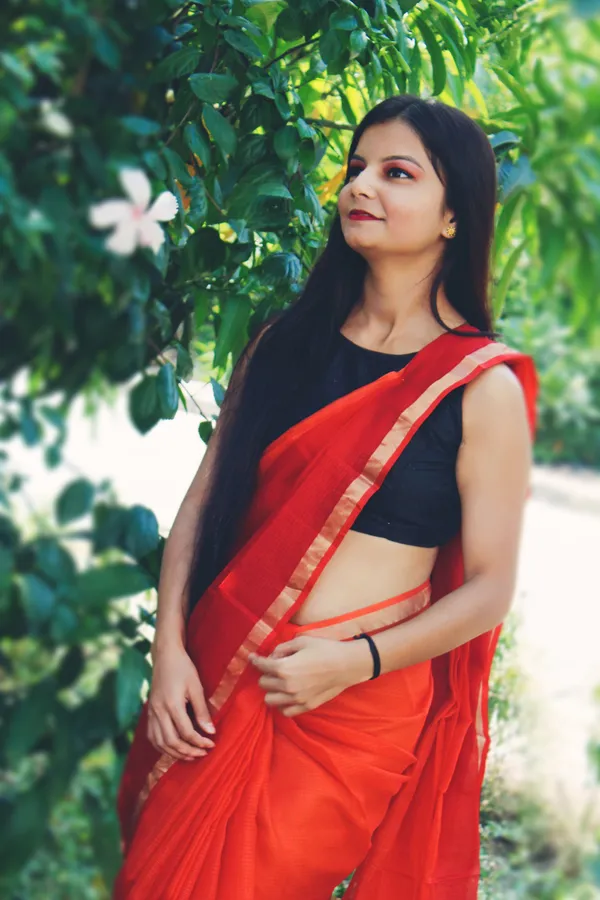 Fascinating_Pure_Silk_Kota_Doria_Handdyed_Red_Saree