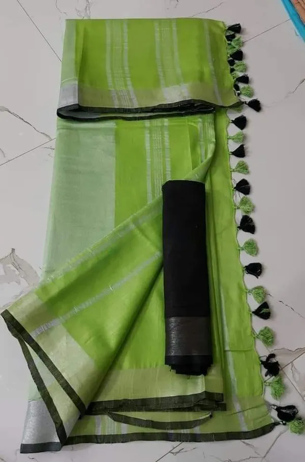 Verdant_Slub_Linen_Hand_Dyed_Green_Saree