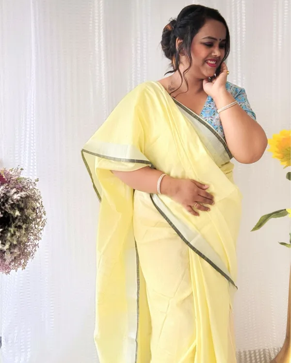 Ethereal_Pure_Linen_Hand_Dyed_Yellow_Saree