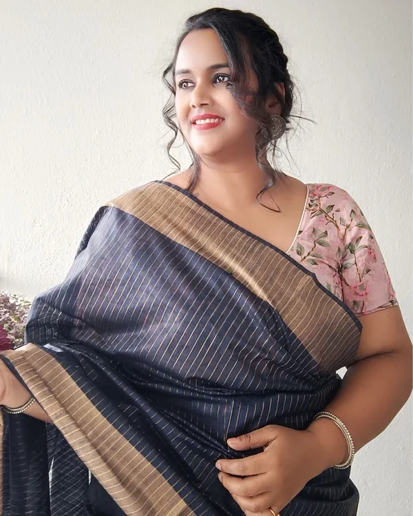 Striped_Kota_Slub_Sequence_Pallu_Saree_Hand_Dyed_Navy_Blue