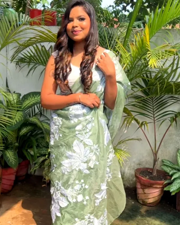 Dreamy_Embroidered_Organza_Pure_Silk_Green_Saree
