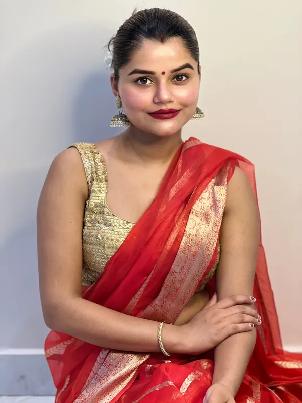 Poetic_Banarasi_Pure_Organza_Silk_Red_Saree